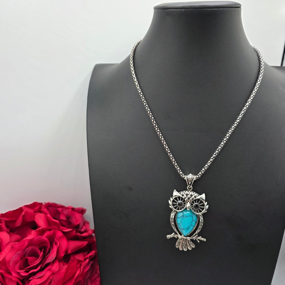 Silver Tone Owl Pendant Necklace Faux Turquoise Black Rhinestone Eyes Popcorn